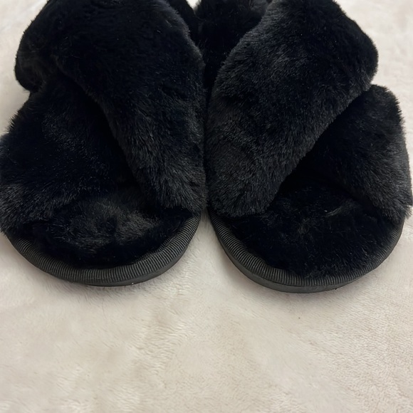 Letter Graphic Fluffy Slippers - Picture 9 of 13